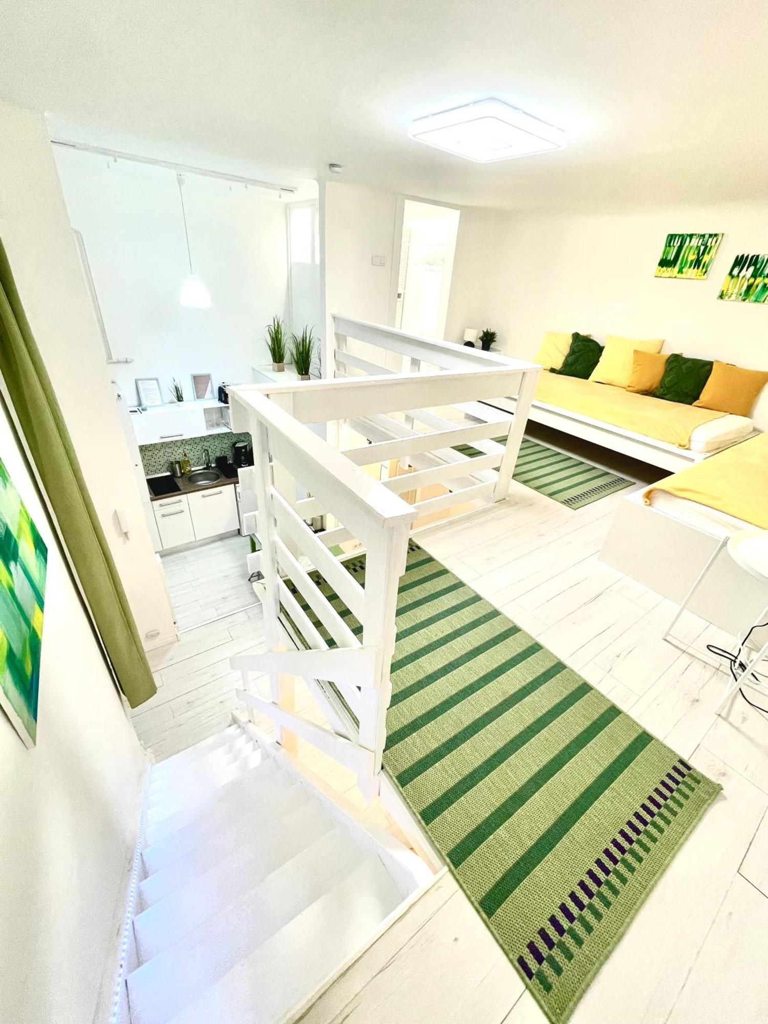 Teresian Apartment Near The Andrassy Street Free Air Conditioner Free Coffee Budapest Luaran gambar