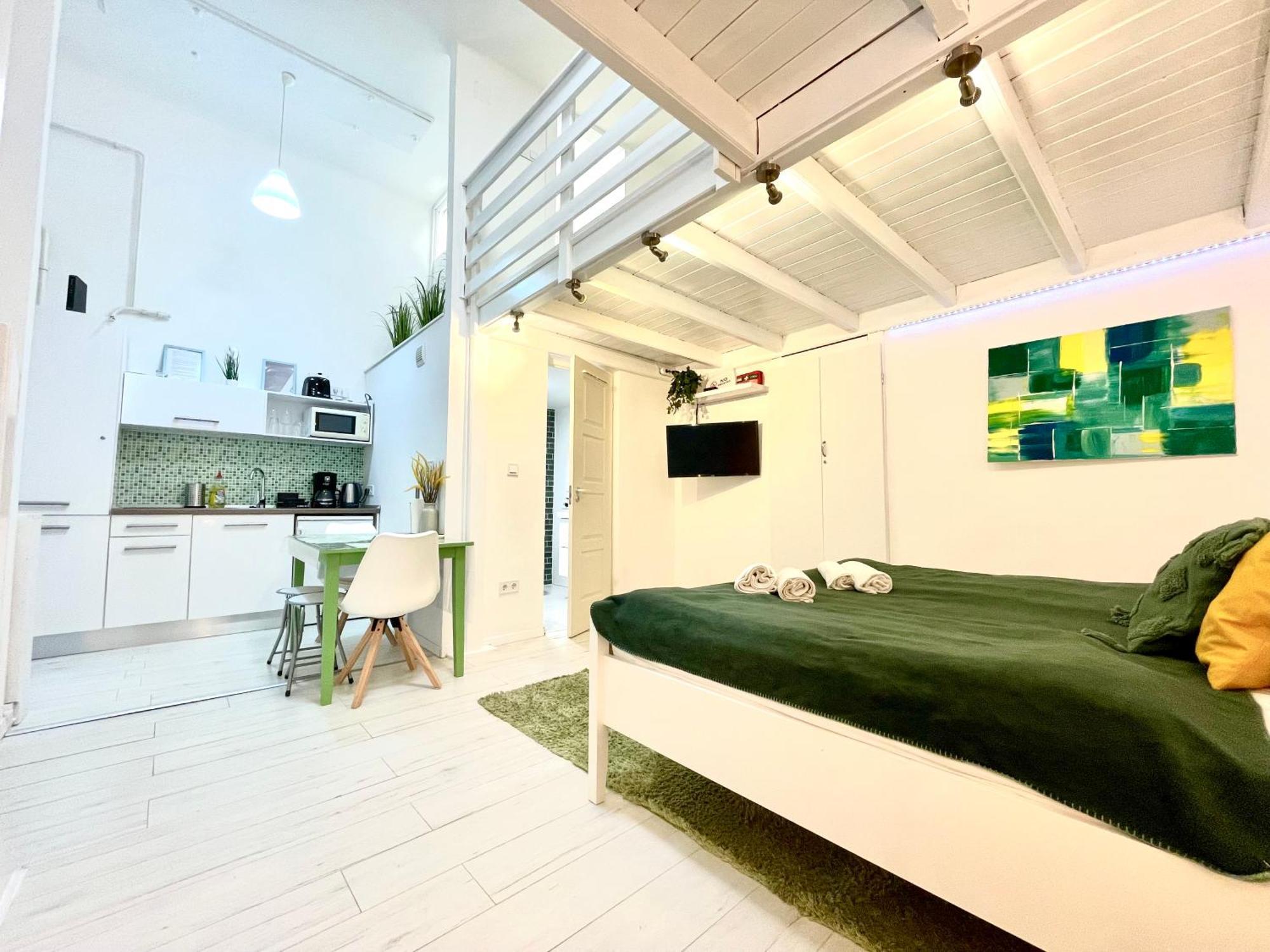 Teresian Apartment Near The Andrassy Street Free Air Conditioner Free Coffee Budapest Luaran gambar