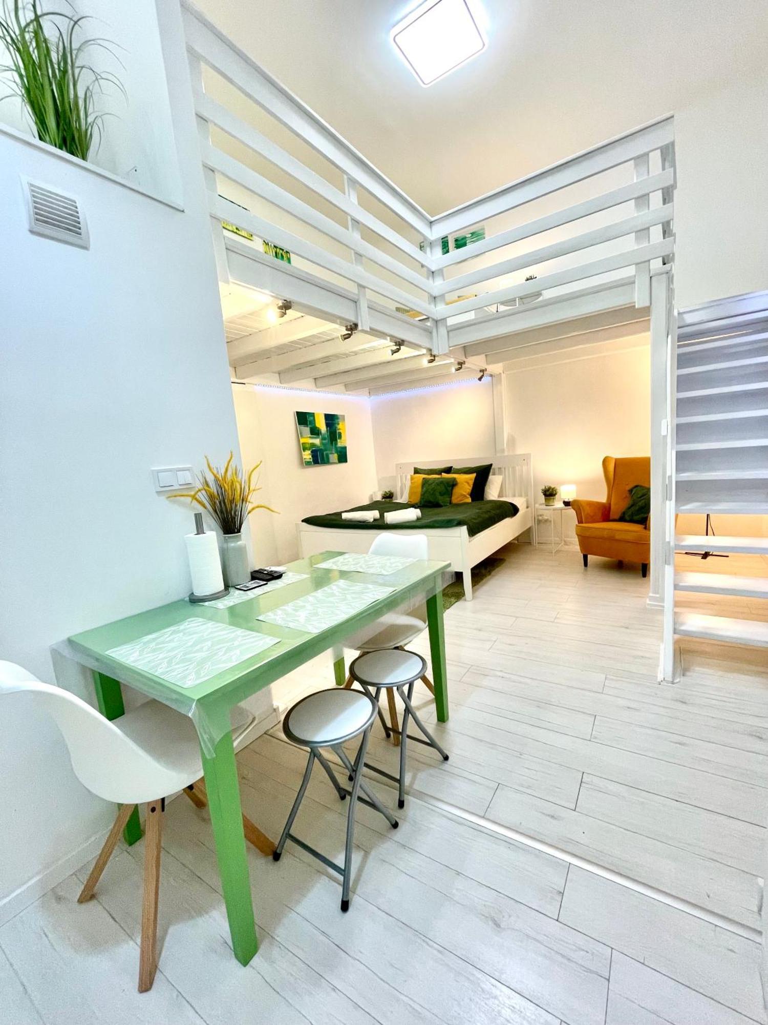 Teresian Apartment Near The Andrassy Street Free Air Conditioner Free Coffee Budapest Luaran gambar