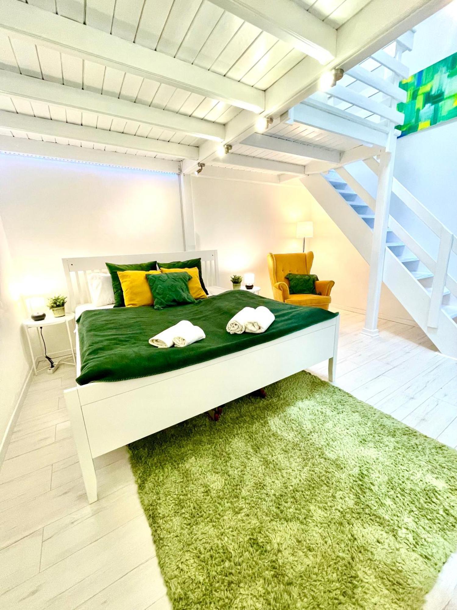 Teresian Apartment Near The Andrassy Street Free Air Conditioner Free Coffee Budapest Luaran gambar